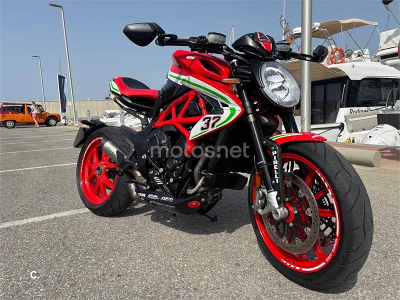 MV Agusta Dragster 800 - Vista 4