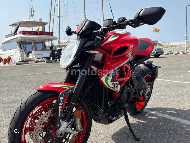 MV Agusta Dragster 800 - Vista 9