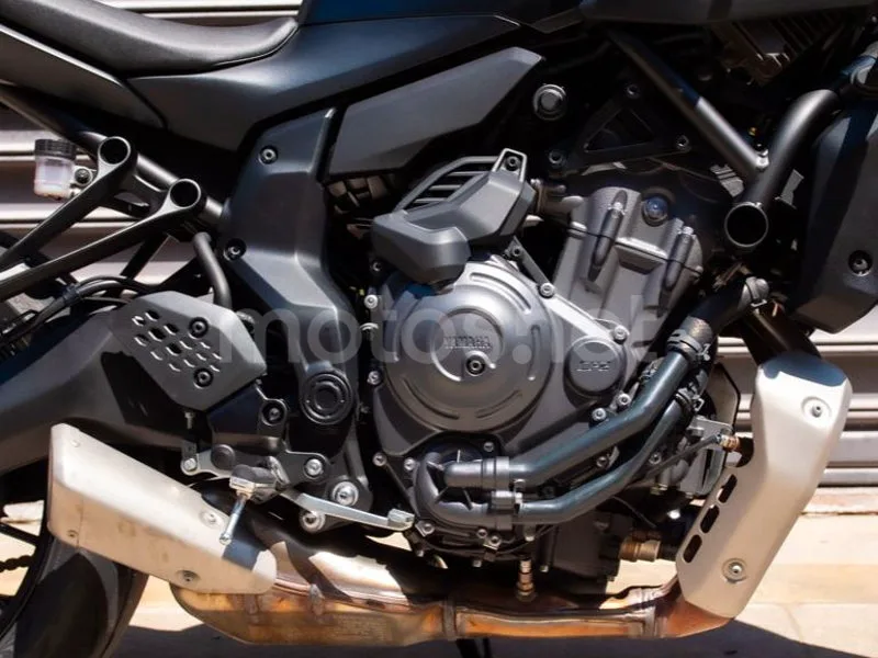 Yamaha MT-07 - Vista 6
