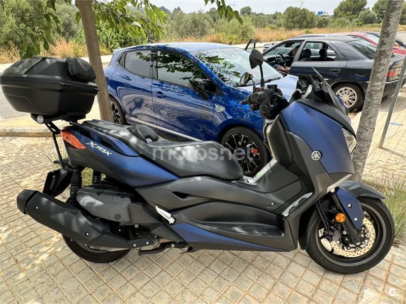 Yamaha XMAX 400 - Vista 7