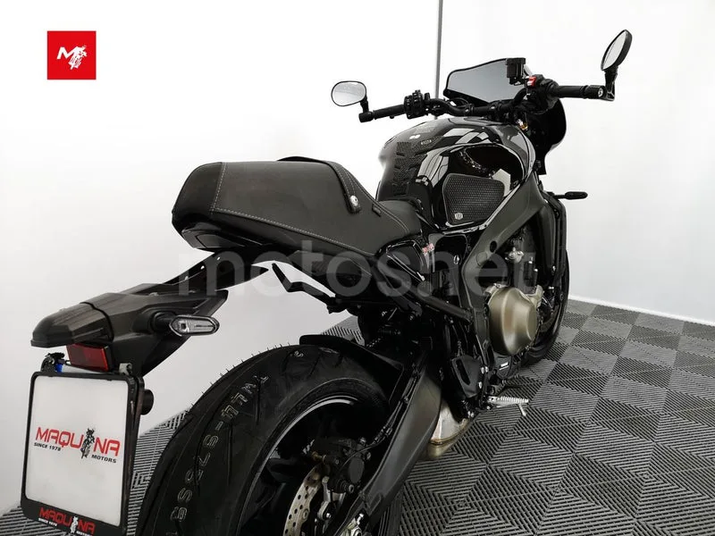 Yamaha XSR900 - Vista 5