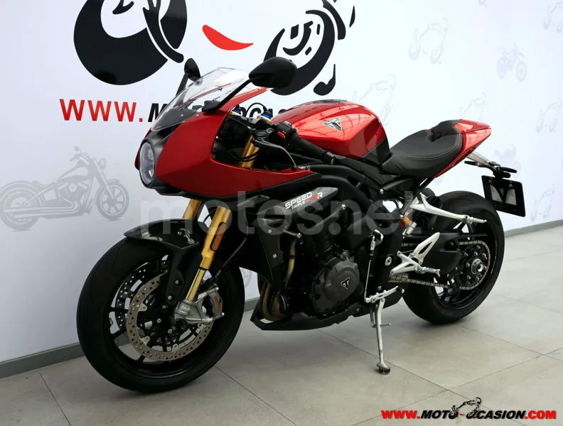 Triumph Speed Triple - Vista 8