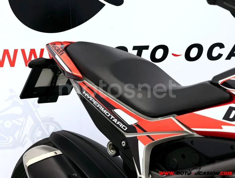 Ducati Hyperstrada - Vista 11