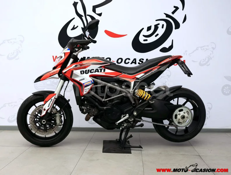 Ducati Hyperstrada - Vista 7