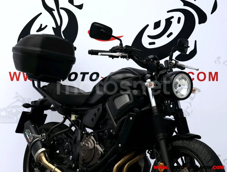 Yamaha XSR700 - Vista 4