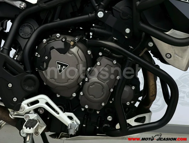 Triumph Tiger 900 - Vista 5