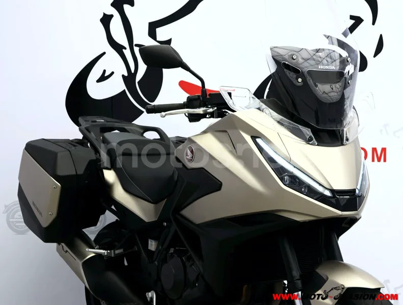 Honda NT1100 - Vista 4