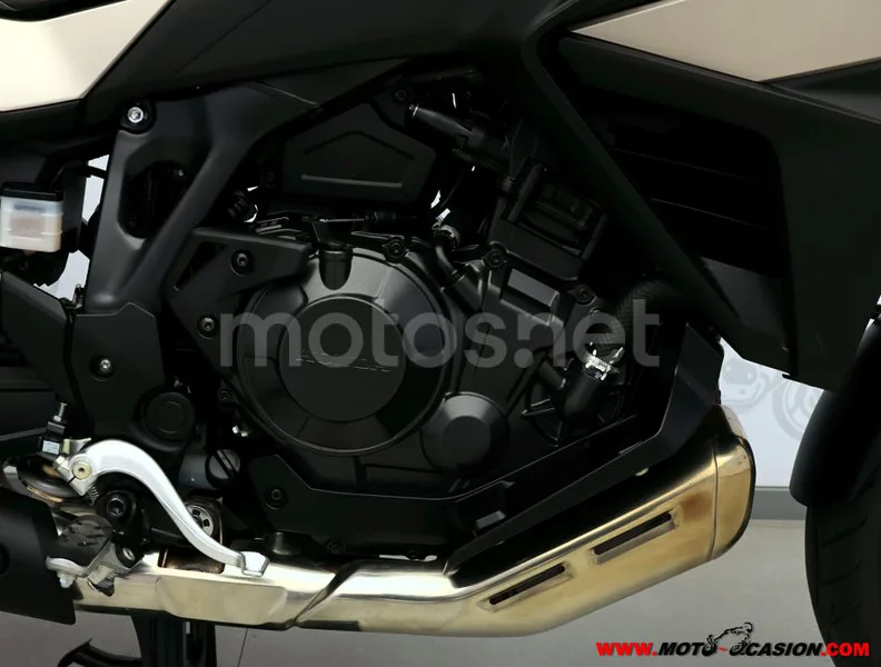 Honda NT1100 - Vista 5