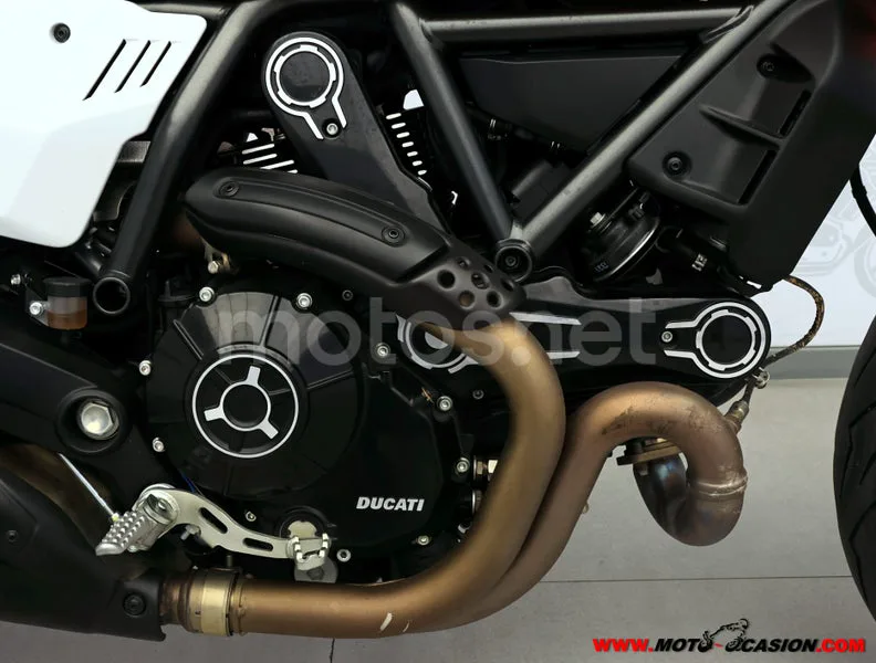 Ducati Scrambler - Vista 5