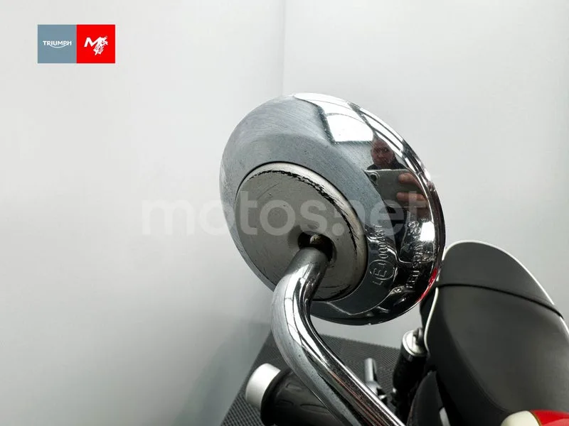 Triumph Bonneville T100 - Vista 18