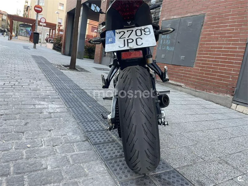 Yamaha MT-07 - Vista 4