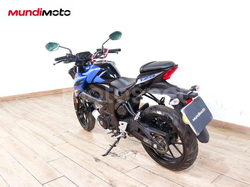 Suzuki GSX-S125 - Vista 8