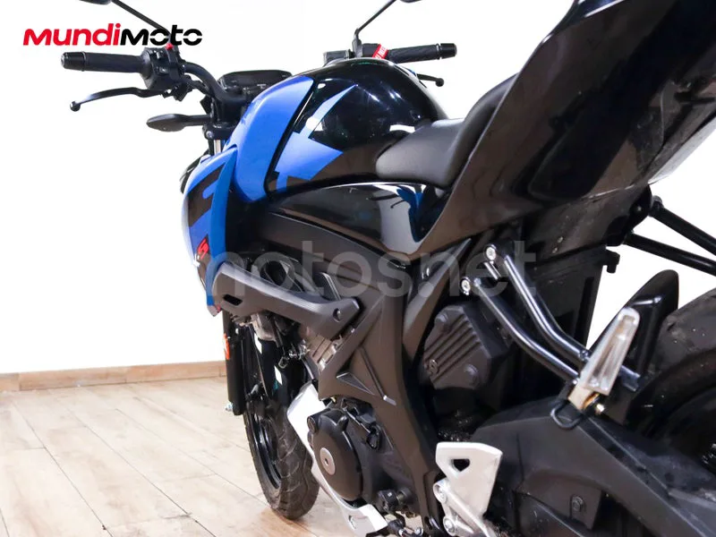 Suzuki GSX-S125 - Vista 9