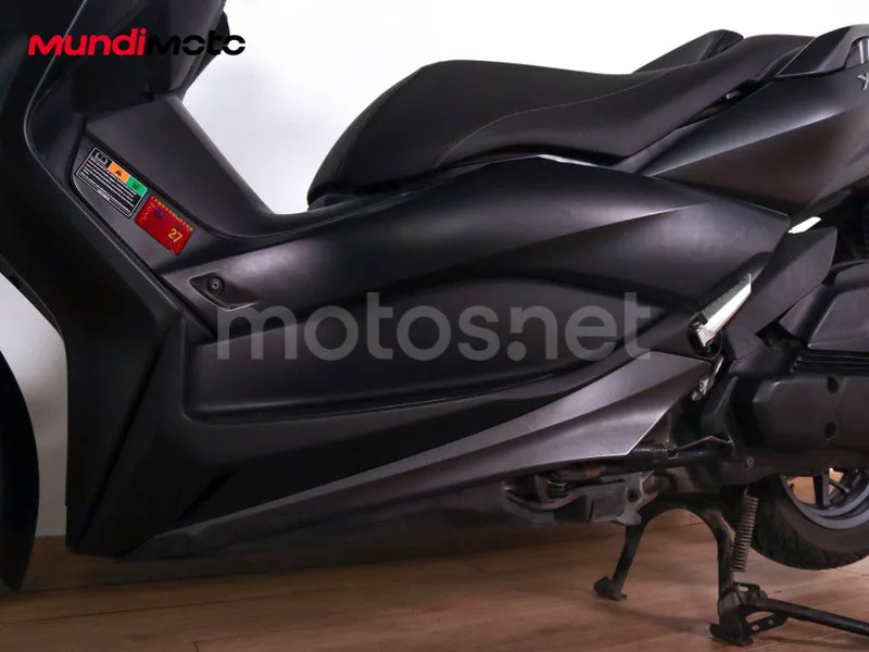 Yamaha XMAX 125 - Vista 10