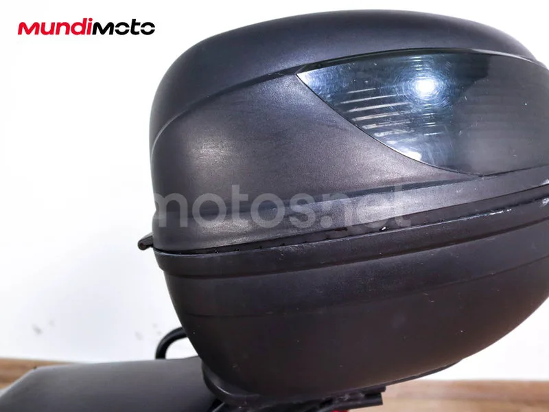 Yamaha YS125 - Vista 48