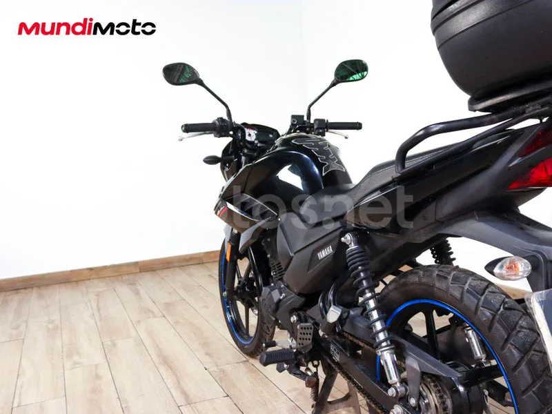 Yamaha YS125 - Vista 9