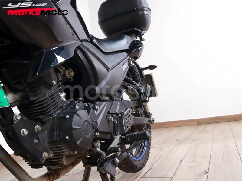 Yamaha YS125 - Vista 10