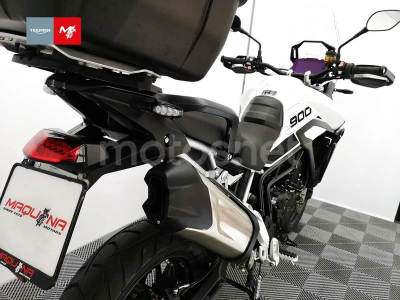 Triumph Tiger 900 - Vista 5