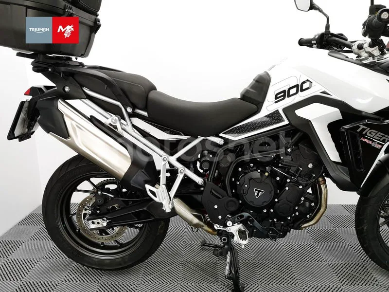 Triumph Tiger 900 - Vista 7