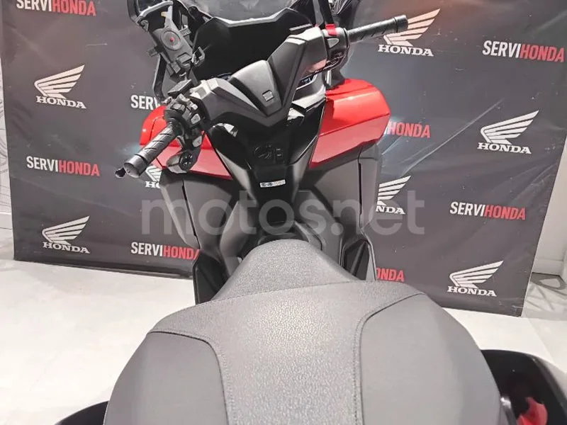 Honda Forza 350 - Vista 5