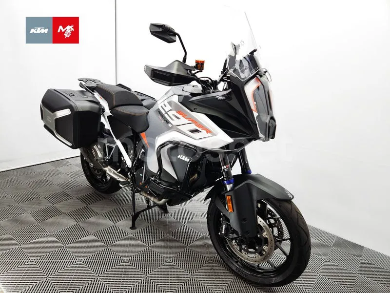 KTM 1290 Super Adventure 15.249 € 2024 Barcelona - 2