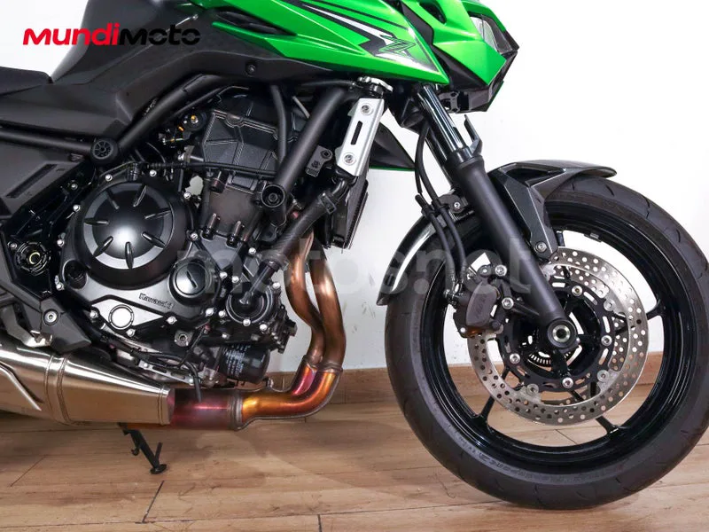 Kawasaki Z650 - Vista 17