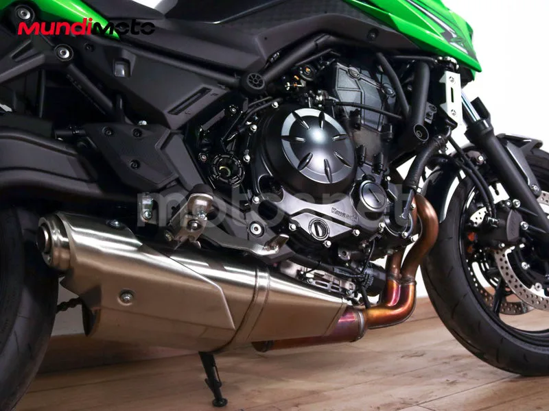 Kawasaki Z650 - Vista 4