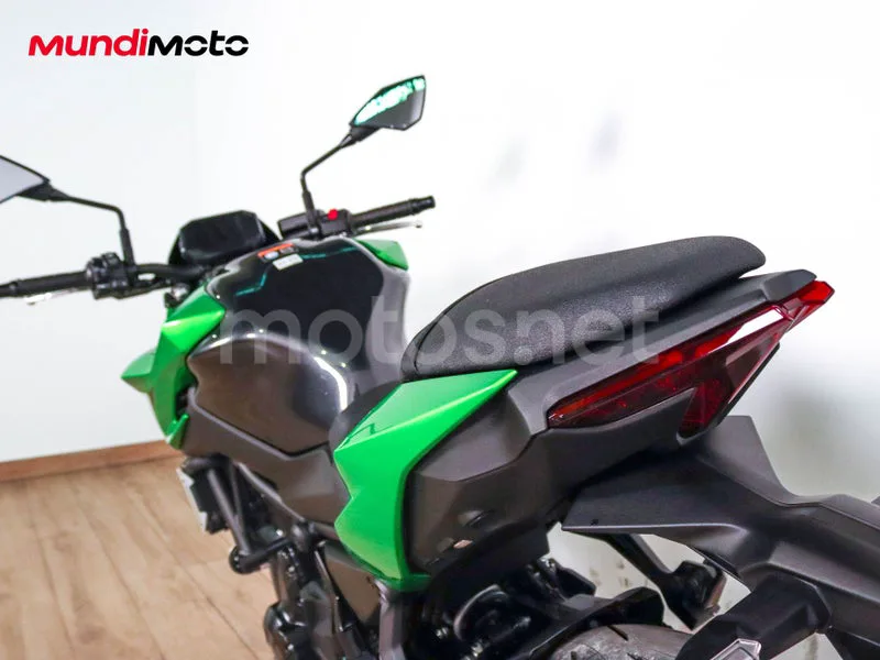 Kawasaki Z650 - Vista 9