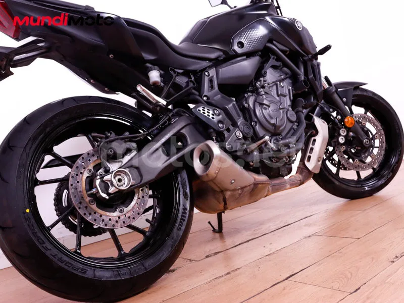Yamaha MT-07 - Vista 4