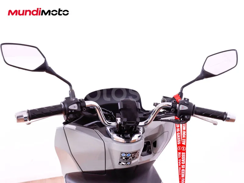 Honda PCX125 - Vista 11