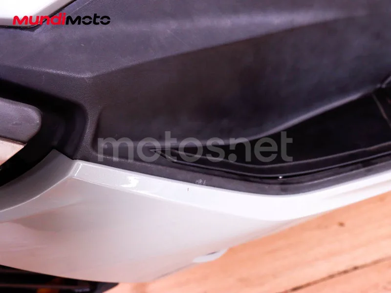 Honda PCX125 - Vista 15