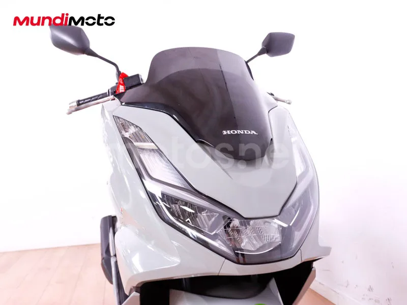 Honda PCX125 - Vista 5