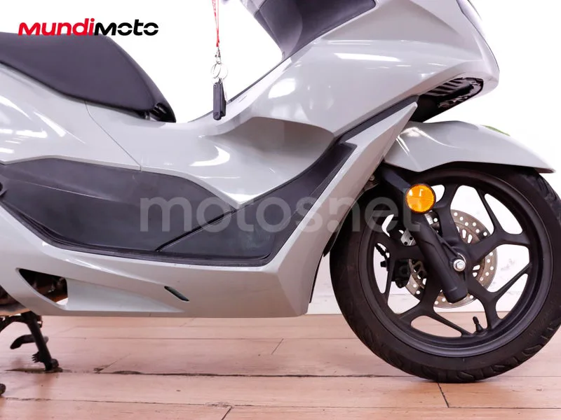Honda PCX125 - Vista 46