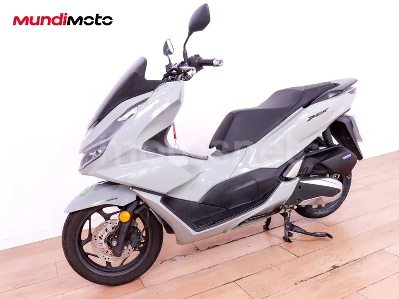Honda PCX125 - Vista 7