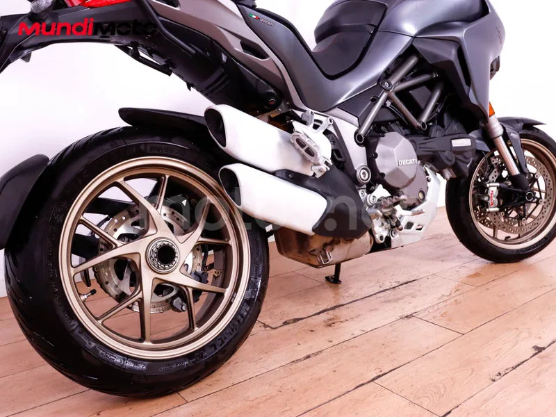 Ducati Multistrada - Vista 4