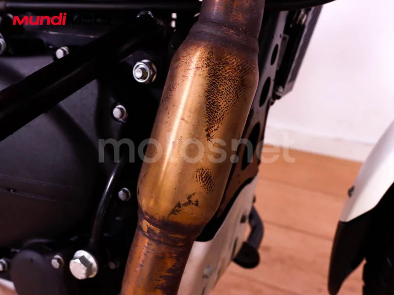 Royal Enfield Scram 411 - Vista 16