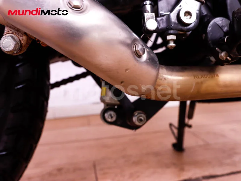 Royal Enfield Scram 411 - Vista 32