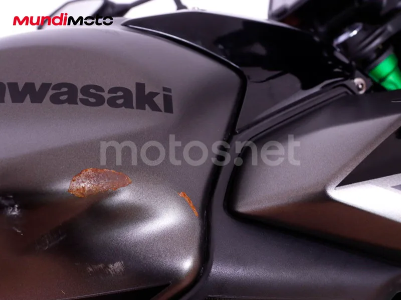 Kawasaki Z650 - Vista 17