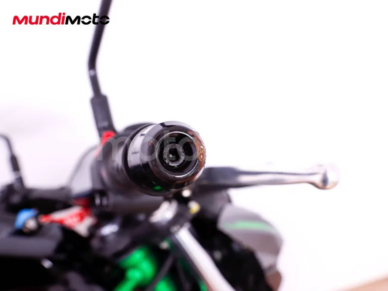 Kawasaki Z650 - Vista 23