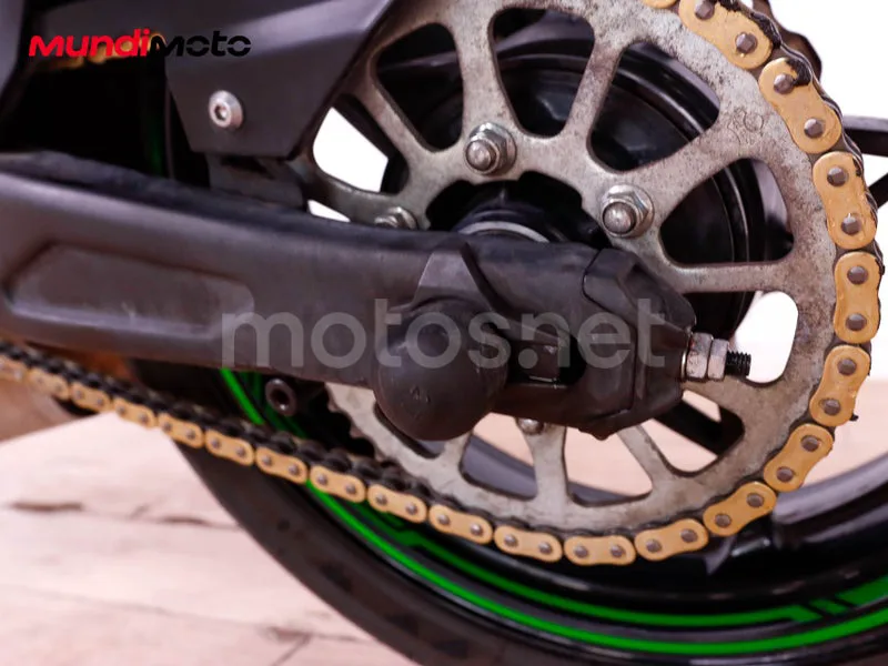 Kawasaki Z650 - Vista 38