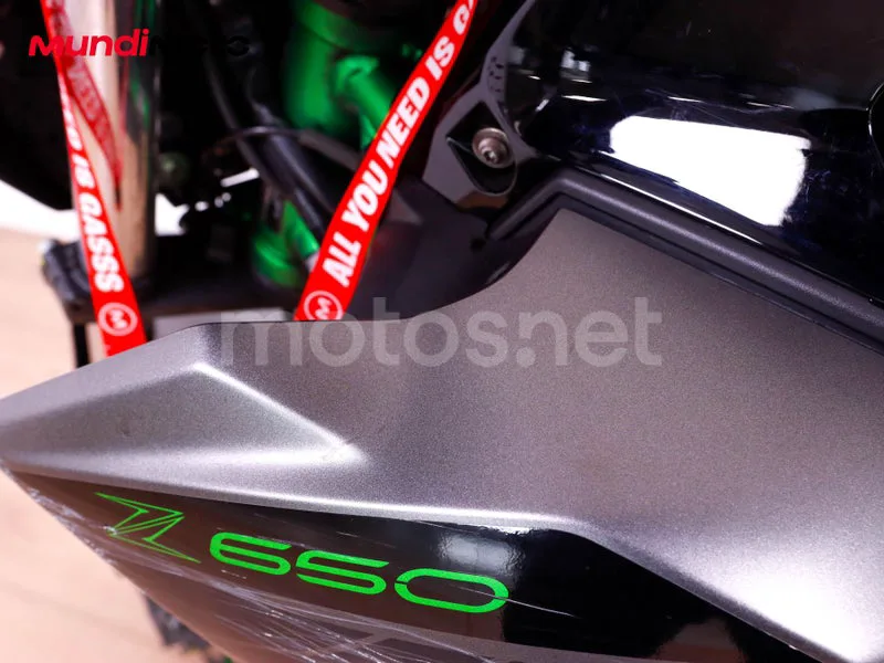 Kawasaki Z650 - Vista 57