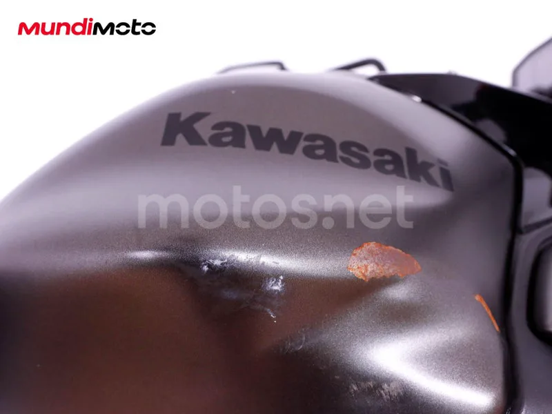 Kawasaki Z650 - Vista 70