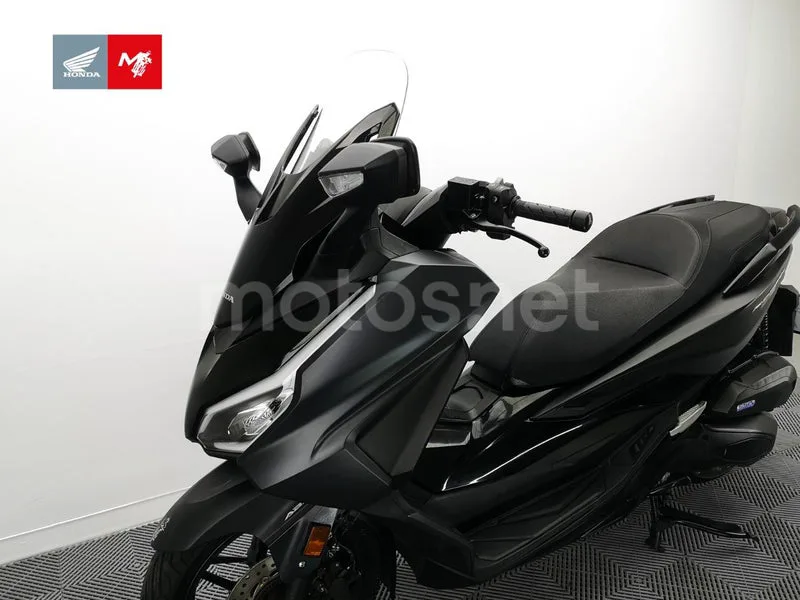 Honda Forza 125 - Vista 19