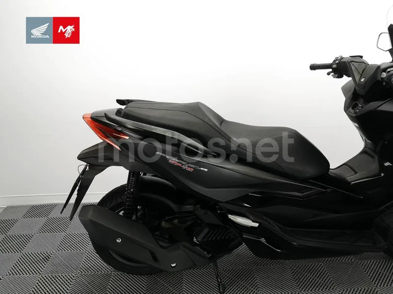 Honda Forza 125 - Vista 7