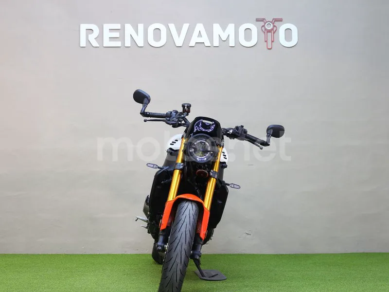 Yamaha XSR900 - Vista 5