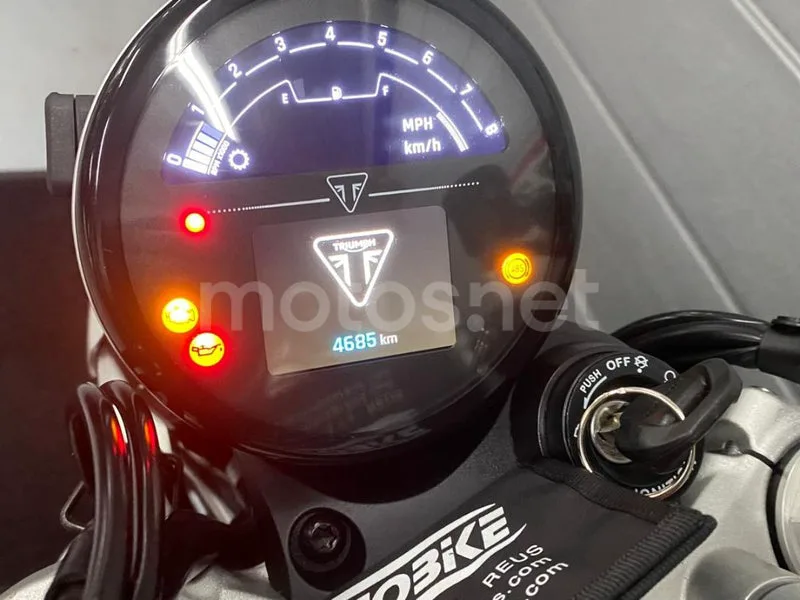 Triumph Speed Twin 1200 - Vista 3