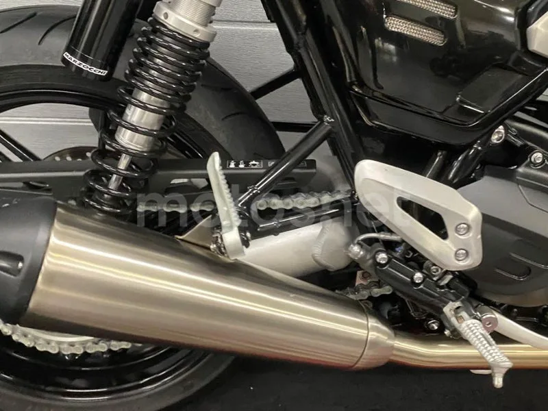 Triumph Speed Twin 1200 - Vista 9