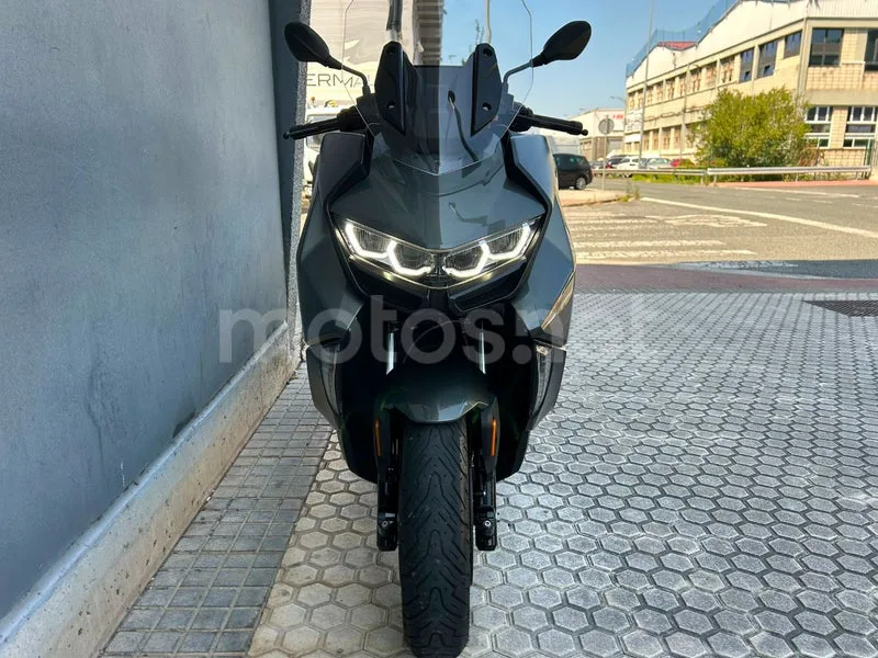 BMW C 400 GT - Vista 7
