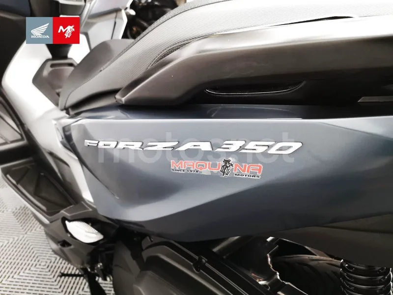 Honda Forza 350 - Vista 14