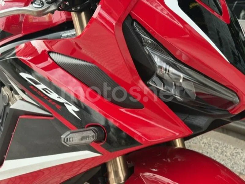 Honda CBR650R - Vista 3